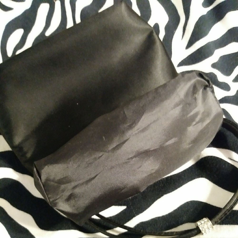 Small black cute hand purse - Picture 6 of 7